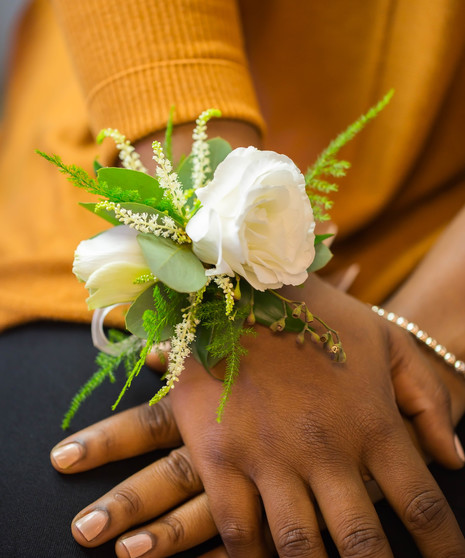 Minimalist Corsage