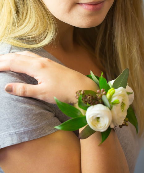 Trendy Cuff Corsage